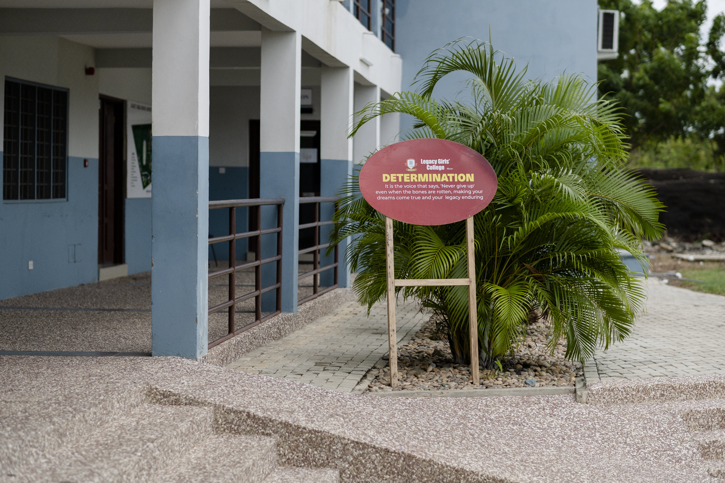 Ghana - Education Collegiennes-Legacy Girls entrée