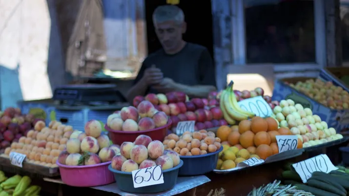 Etal de fruits en Arménie