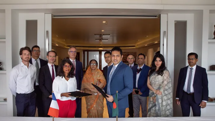 Signature du projet Ananta en Inde