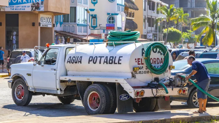 Photo camion maritime à Puerto Escondido au Mexique