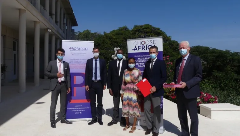Signature entre Proparco et la BICIS au Sénégal