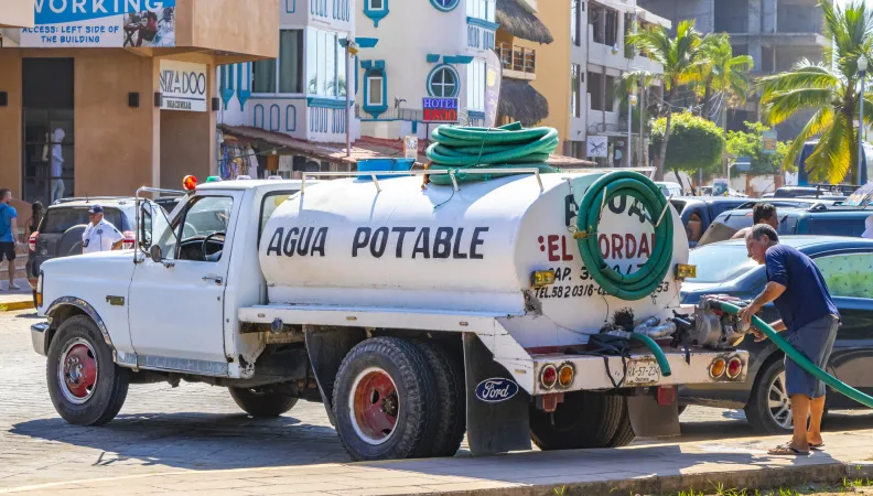 Photo camion maritime à Puerto Escondido au Mexique