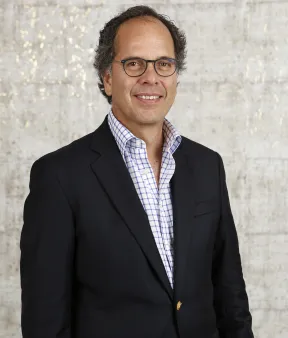 Francisco Lozano - Financiera de Desarrollo Nacional
